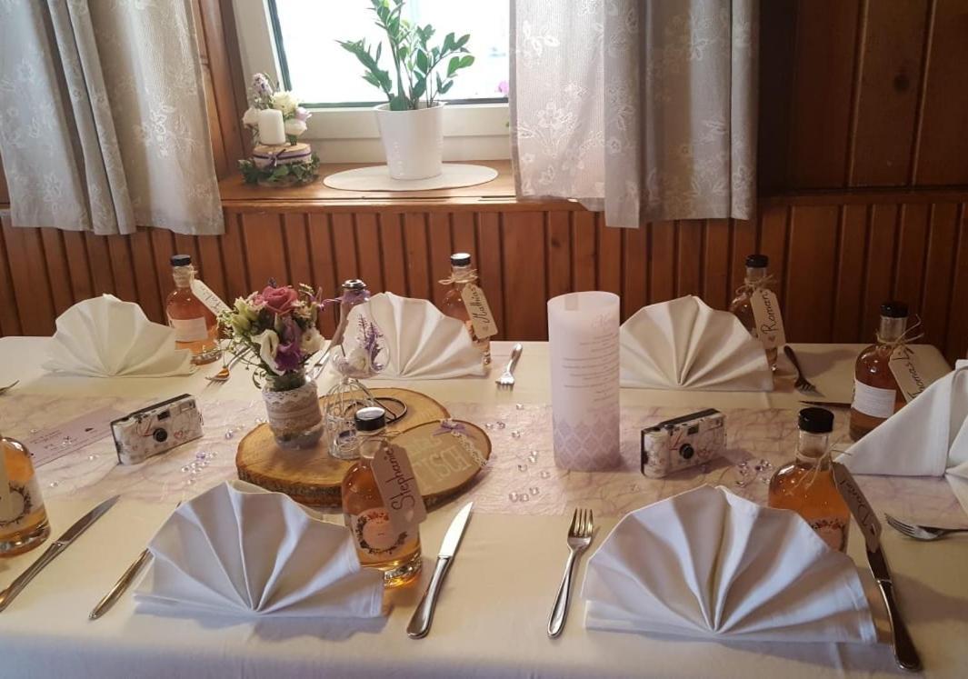 Gasthof Zur Seeburg Seekirchen am Wallersee Kültér fotó
